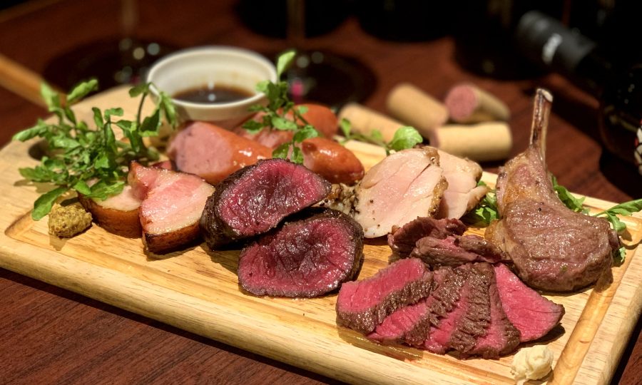 【年に一度の肉の日限定：2/9（月）】6種の厳選グリルステーキ盛り合わせ（特別価格2.929円）