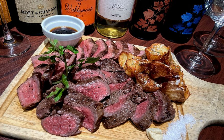 【7日間限定:1/2~1/8】肉初め!“2026年新春限定”ビーフステーキ盛り合わせ(特別価格:2,026円)